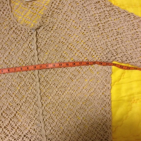 Beautiful knitted lace cartigan by Draper’s and Damon’s - Picture 4 of 13